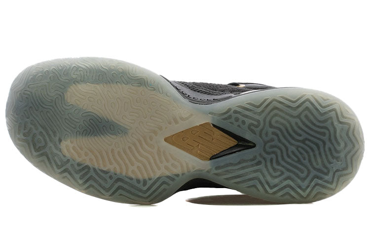 New Balance Kawhi Black Gold