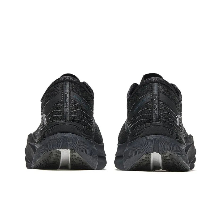 ANTA C202 6.0 'Black' - Kicksown store