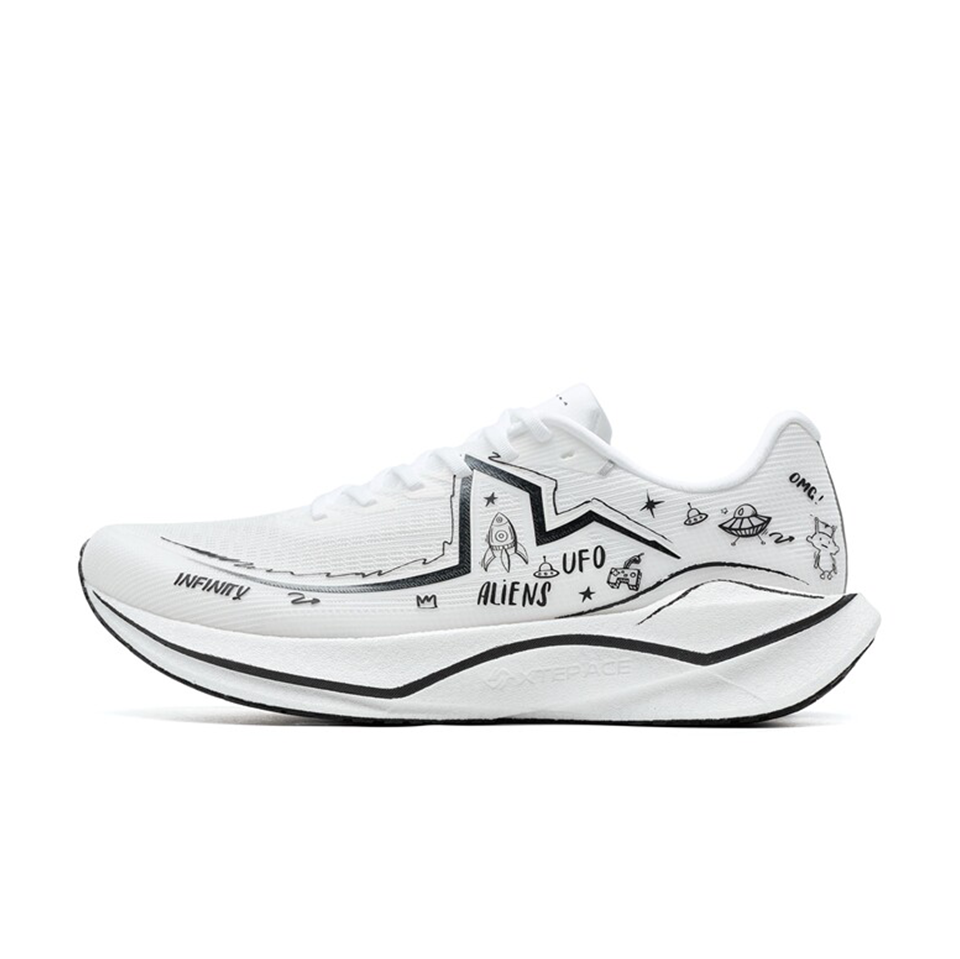 XTEP 360X3.0 Low top 'To Zone Out '