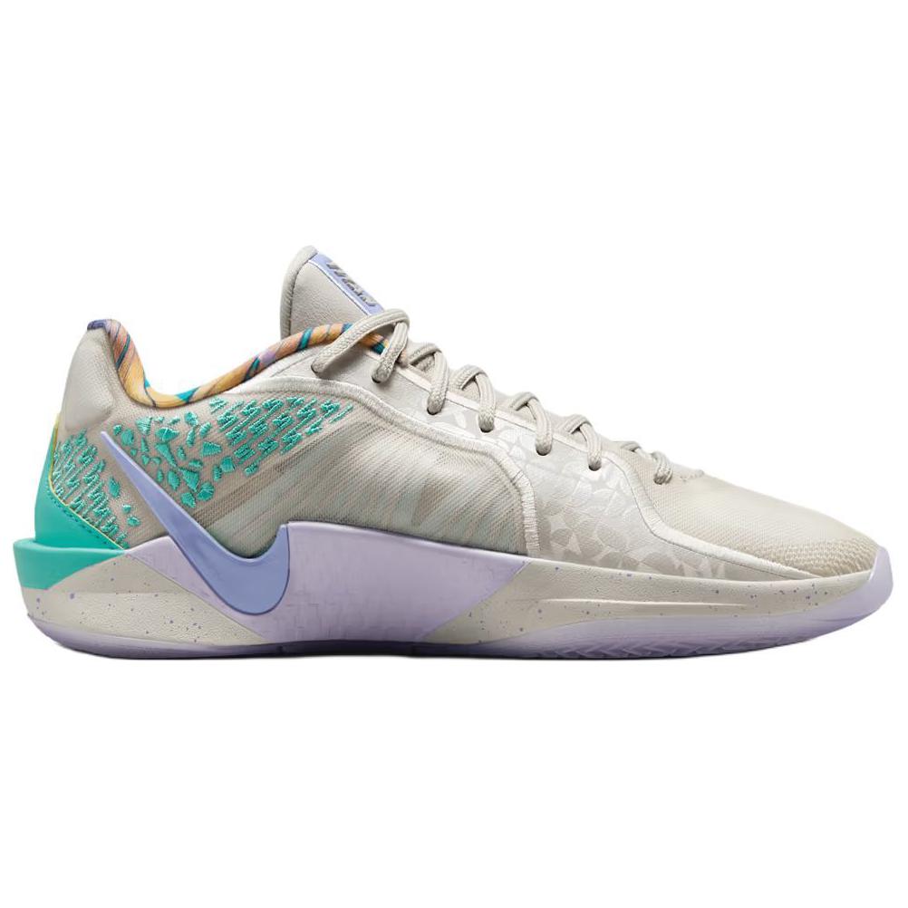 TITAN x Nike Sabrina 2