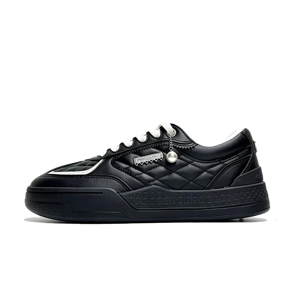 ANTA MOUNTAIN 'Basic Black' 「women」