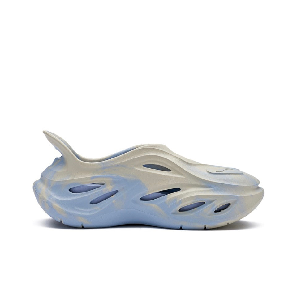 361° Swimming Whale 1 ‘Blue and Gray' - Kicksown store