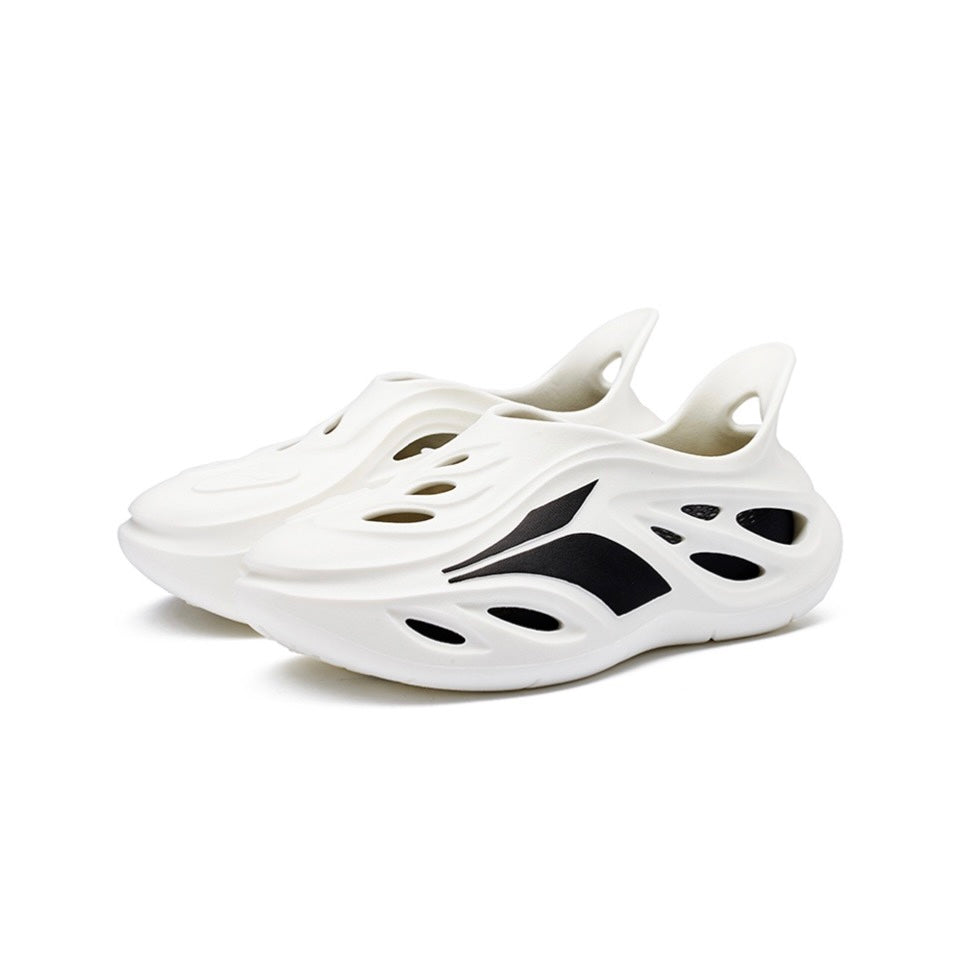 361° Swimming Whale 1 ‘Black and White' - Kicksown store
