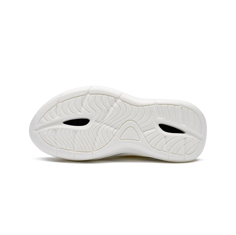 361° Swimming Whale 1 ‘Black and White' - Kicksown store