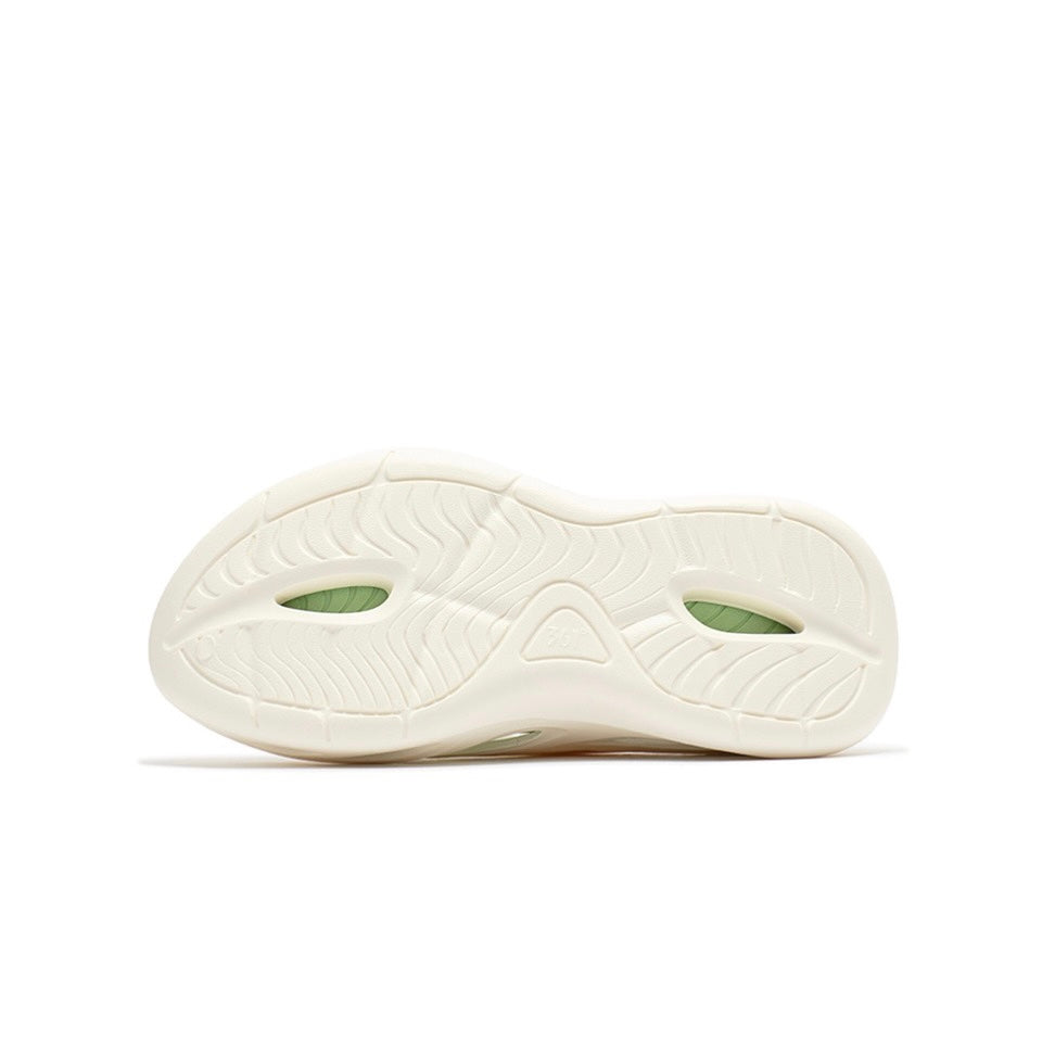 361° Swimming Whale 1 ‘White' - Kicksown store