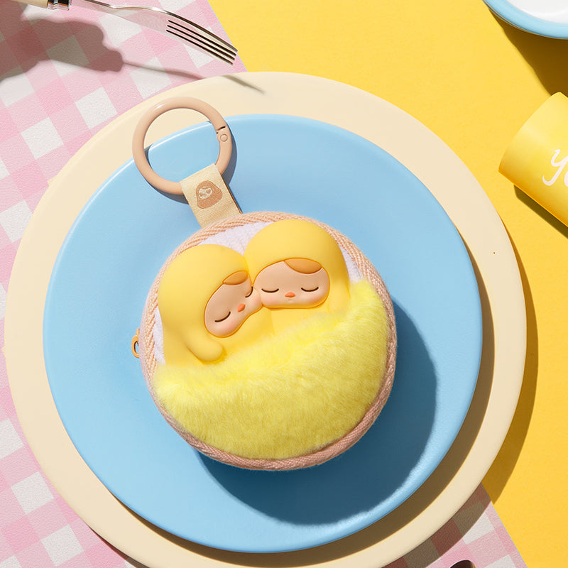 POP MART PUCKY Egg Bean Collection Beech Earphone Case