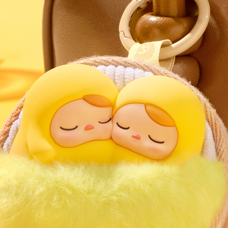 POP MART PUCKY Egg Bean Collection Beech Earphone Case