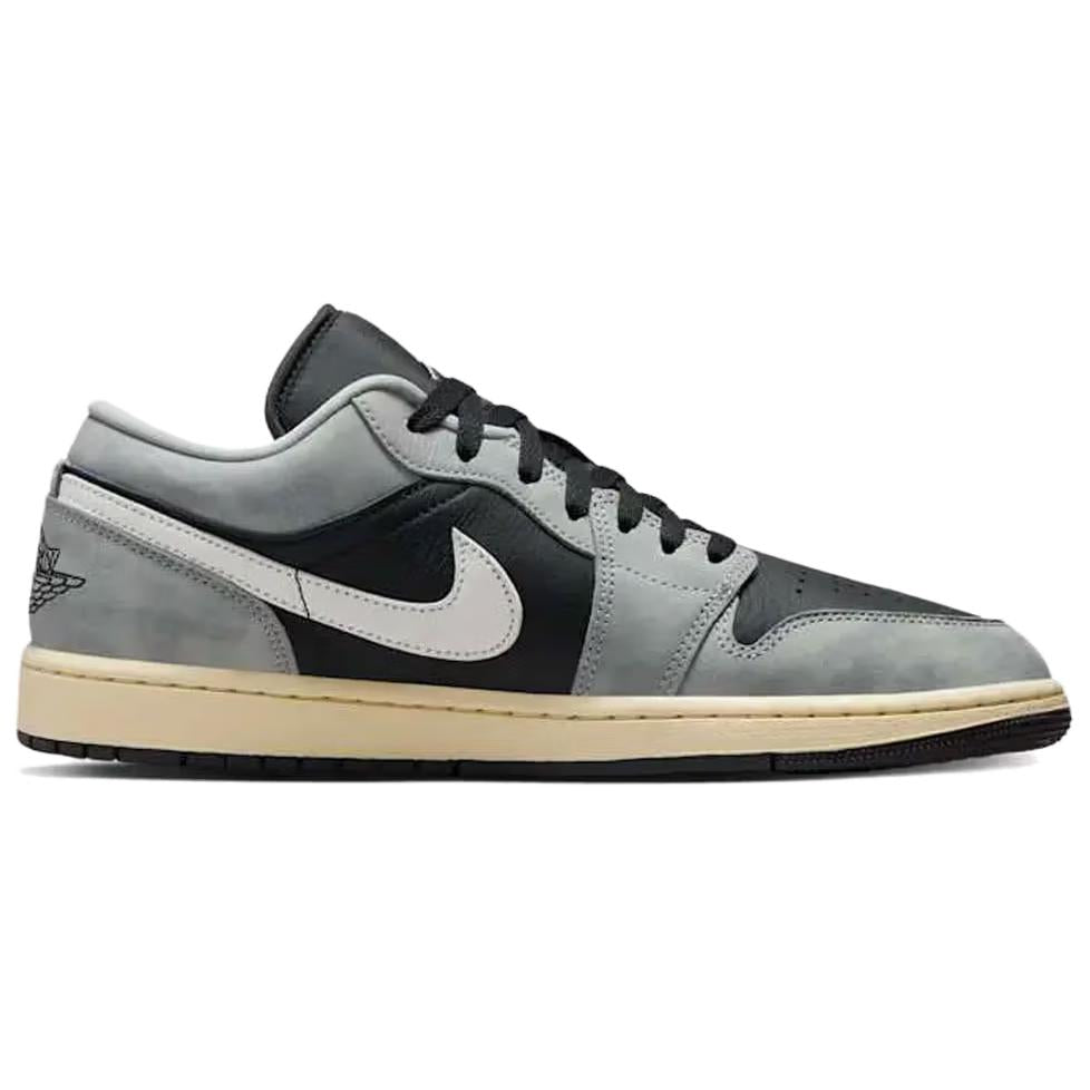 Jordan Air Jordan 1 'Light Smoke Grey'