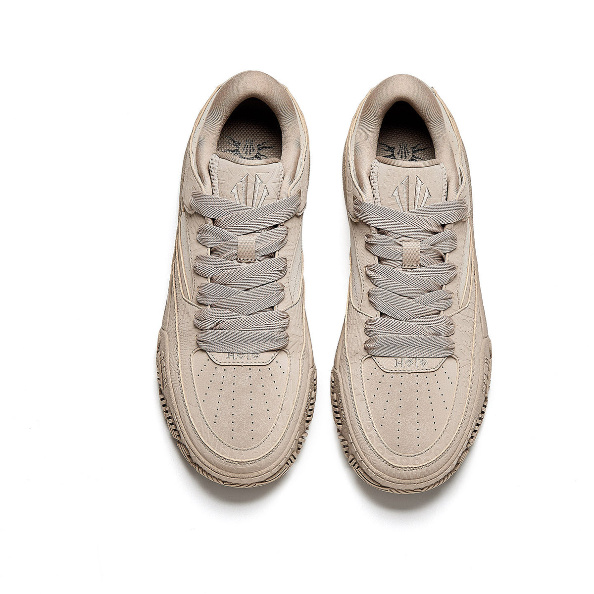 Anta KAI Hélà TRIBE 'Red Earth Gray'