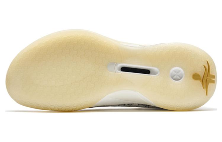 XTEP Jeremy Lin 3 'White Black Yellow'