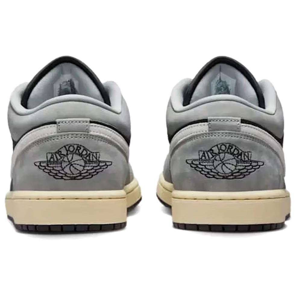 Jordan Air Jordan 1 'Light Smoke Grey'
