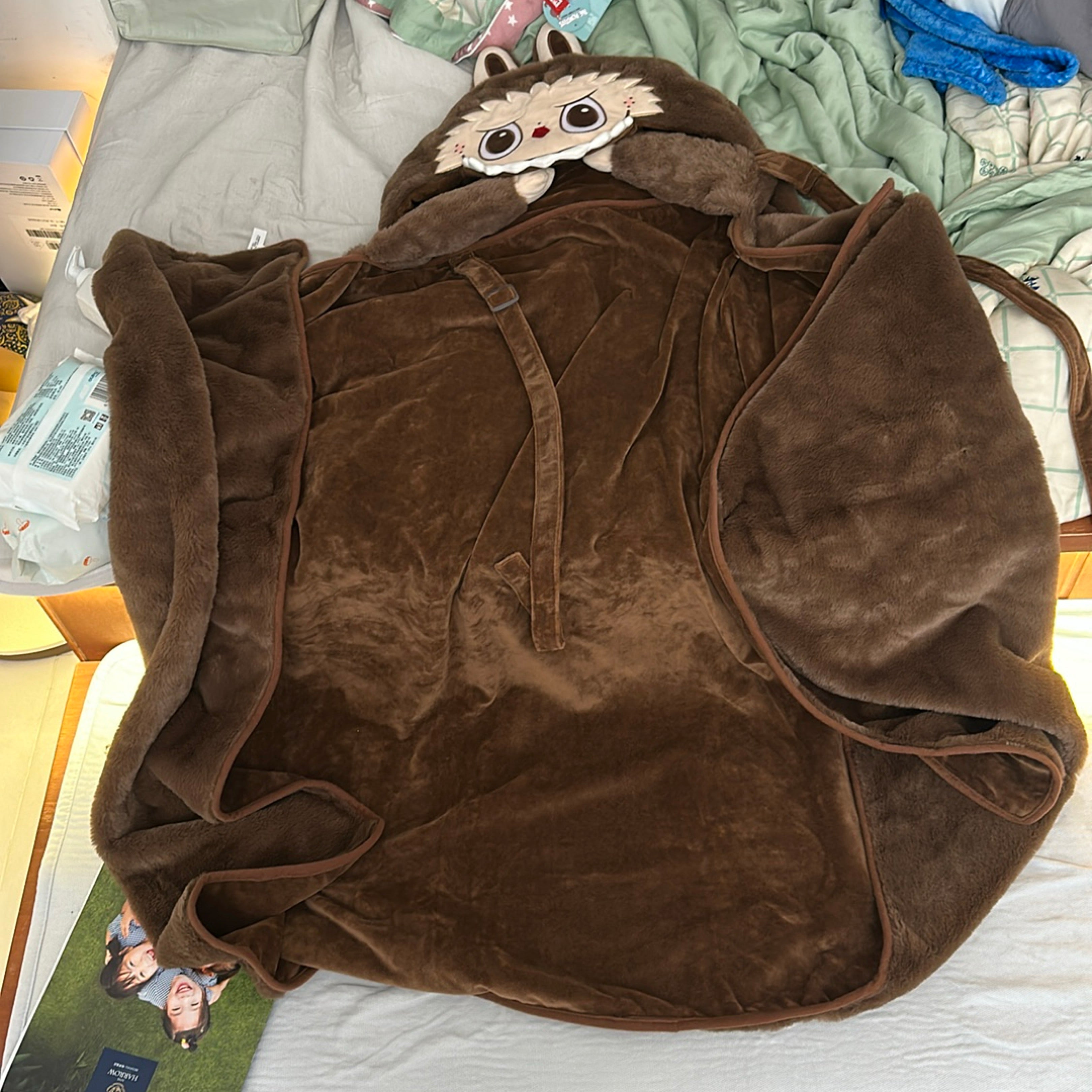 POP MART Blanket 175*138cm Brown