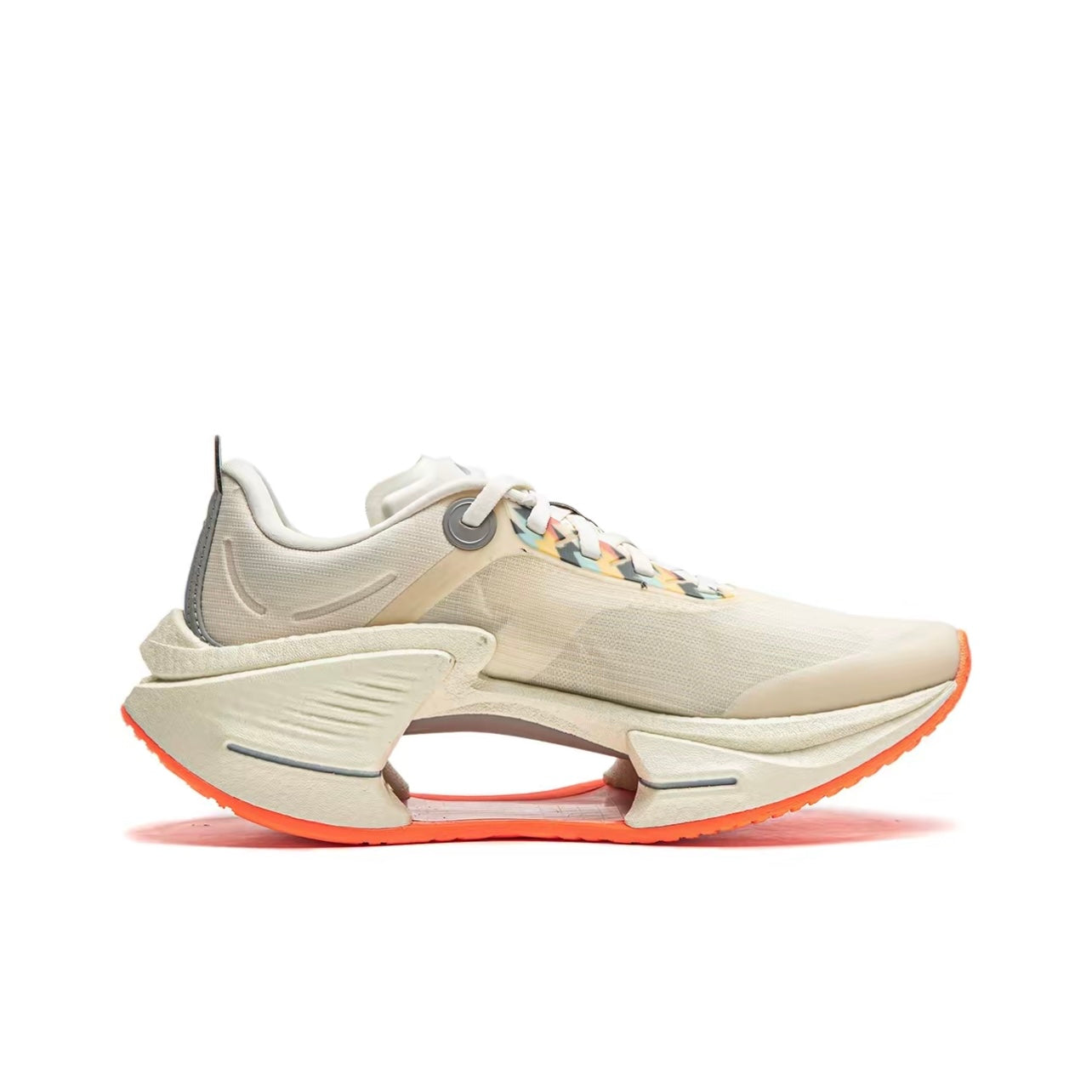 LiNing Shadow 3 Essential ‘Beige’「Women」 - Kicksown store