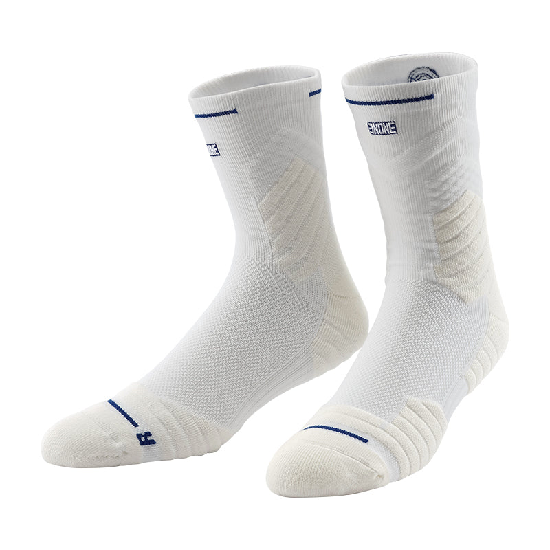 Uzis Basketball Socks 'Bullfight 2.0'