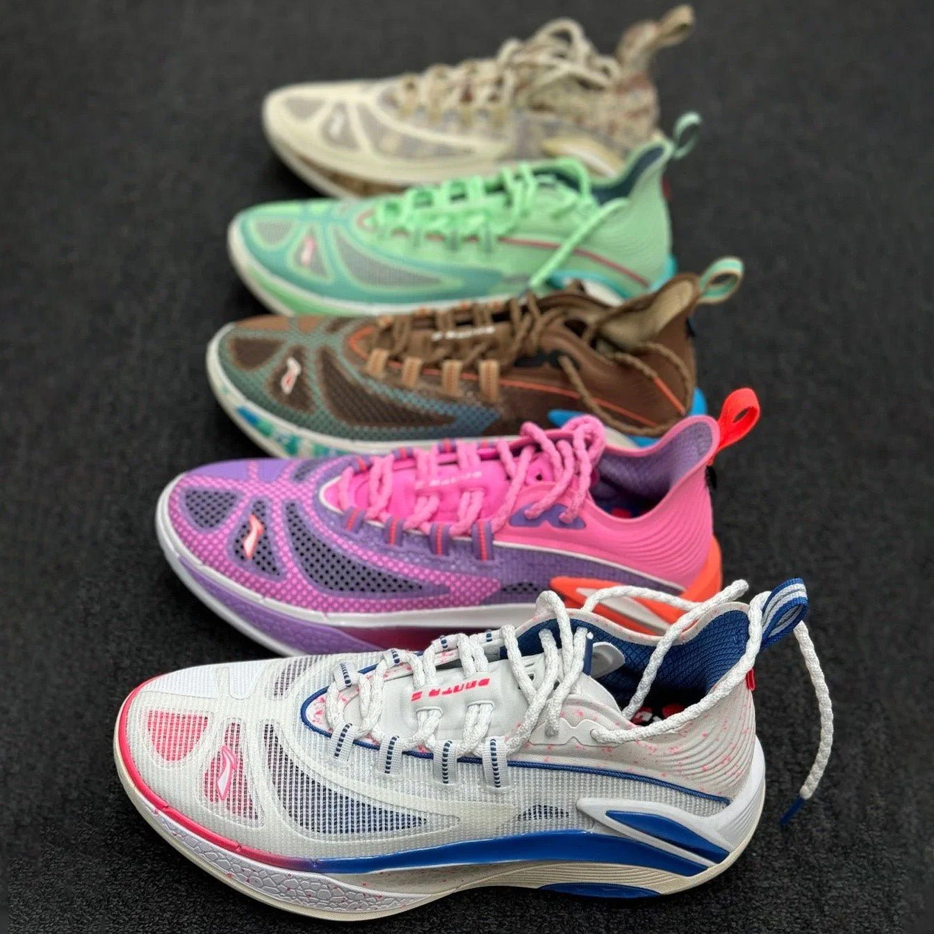 Unveiling the Li-Ning Hunter 1 Super: A Game Revolution in Basketball Footwear.