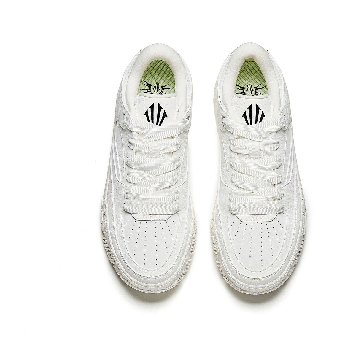 Anta KAI Hélà CODE 'Papyrus White'