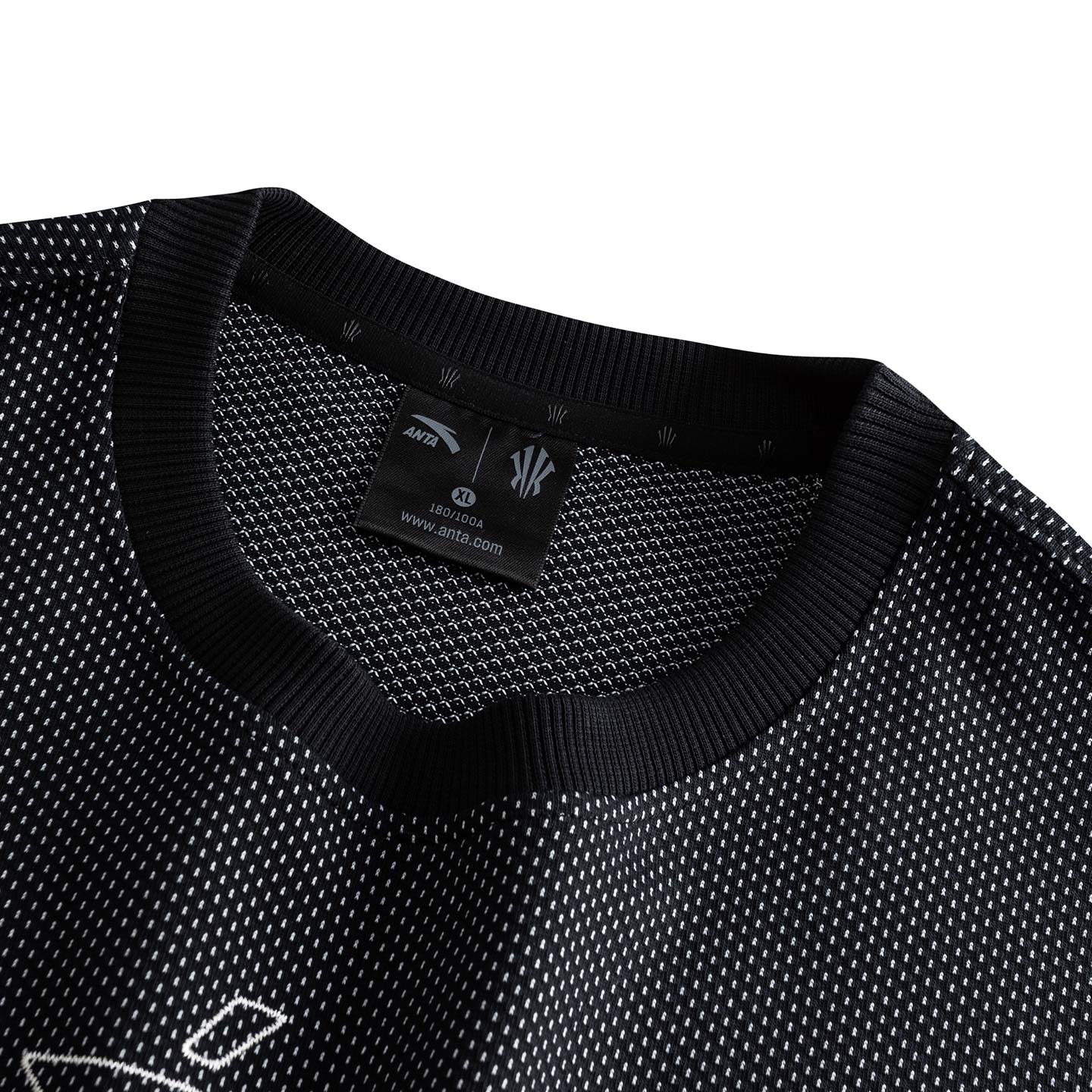 ANTA KAI Hélà Sweatshirt 'Basic Black'