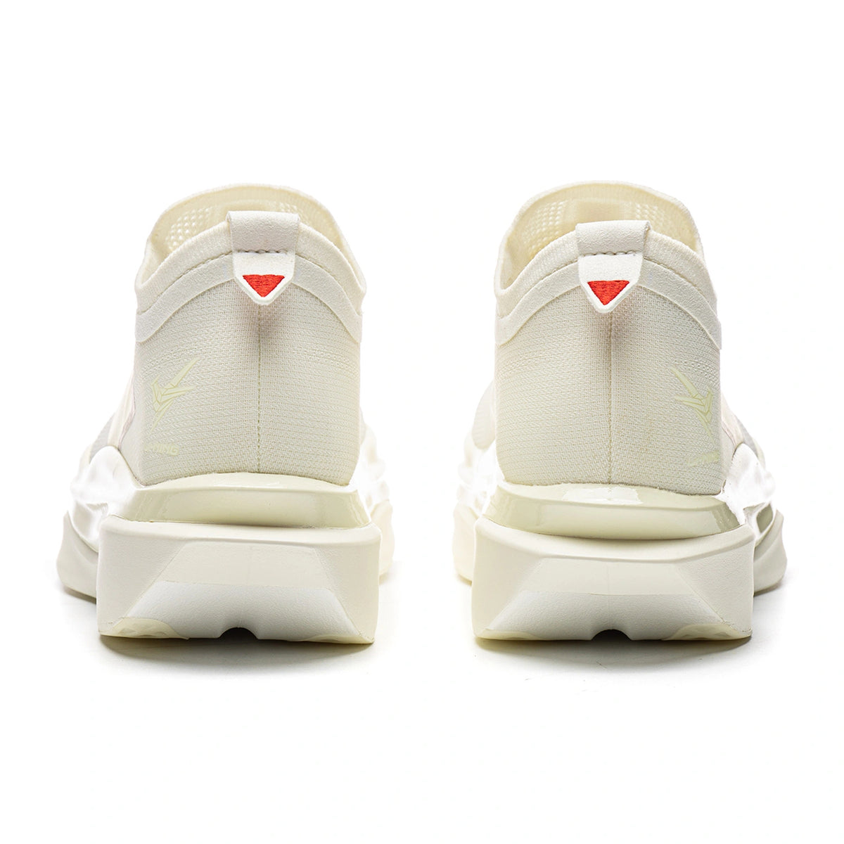 LiNing Feidian 6 ELITE 'Champagne White'
