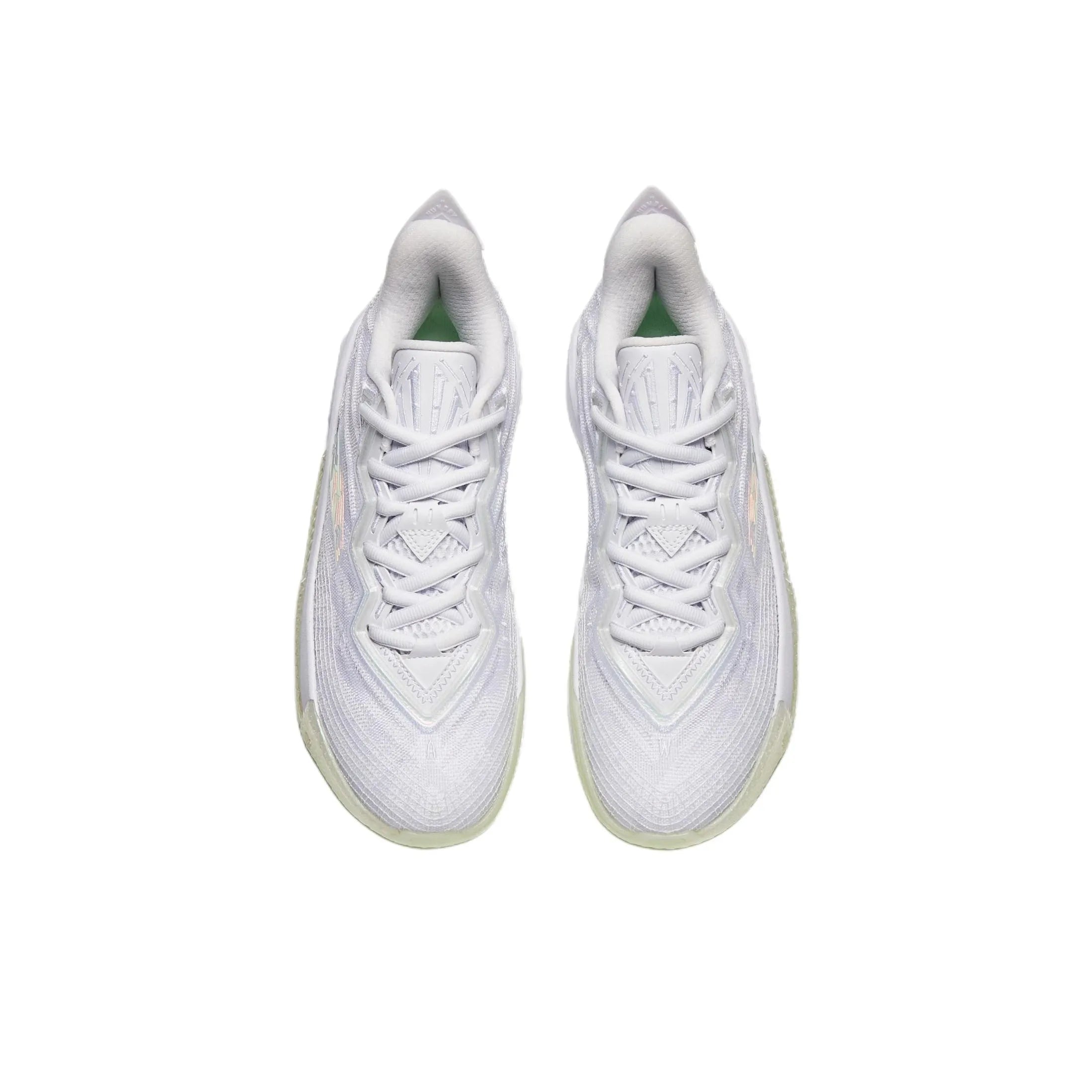 ANTA KAI 2 'ホワイトファントム' | カイリー・アービング ANTA KAI 2 'ホワイトファントム' | カイリー・アービング