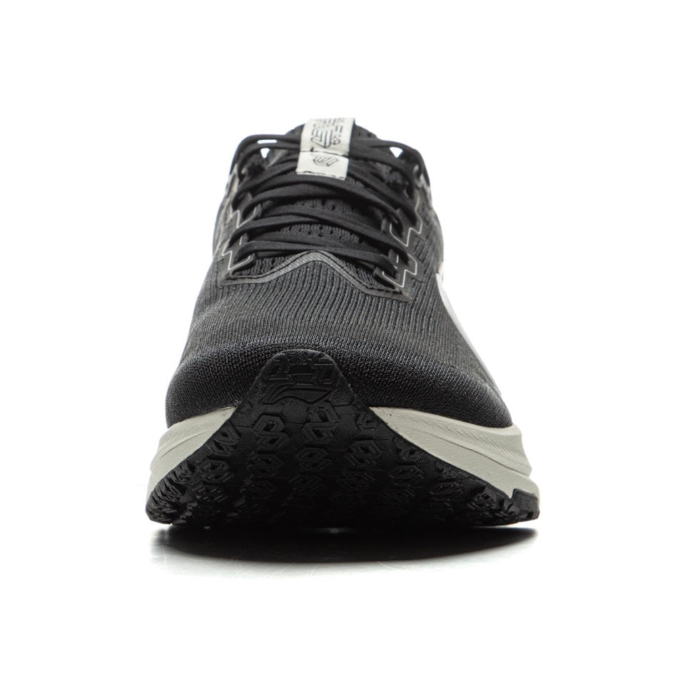 LiNing Red Hare 8 ’Black White‘
