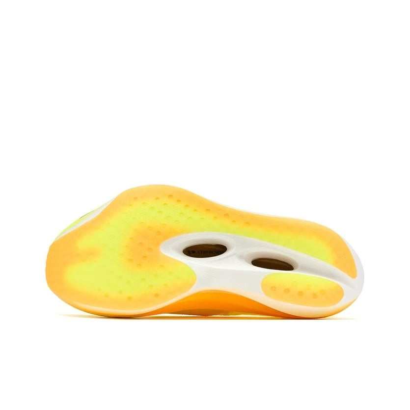 X-TEP 160X 8.0 PRO 'Yellow Black' | Running Shoes