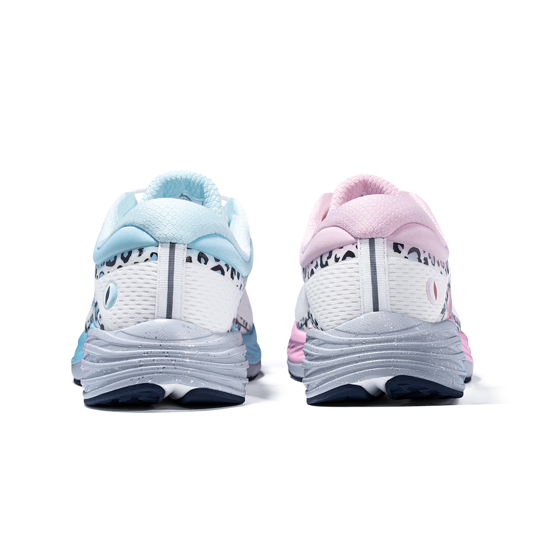 Volanti Panda 'Blue Pink Mismatch' | Running Shoes
