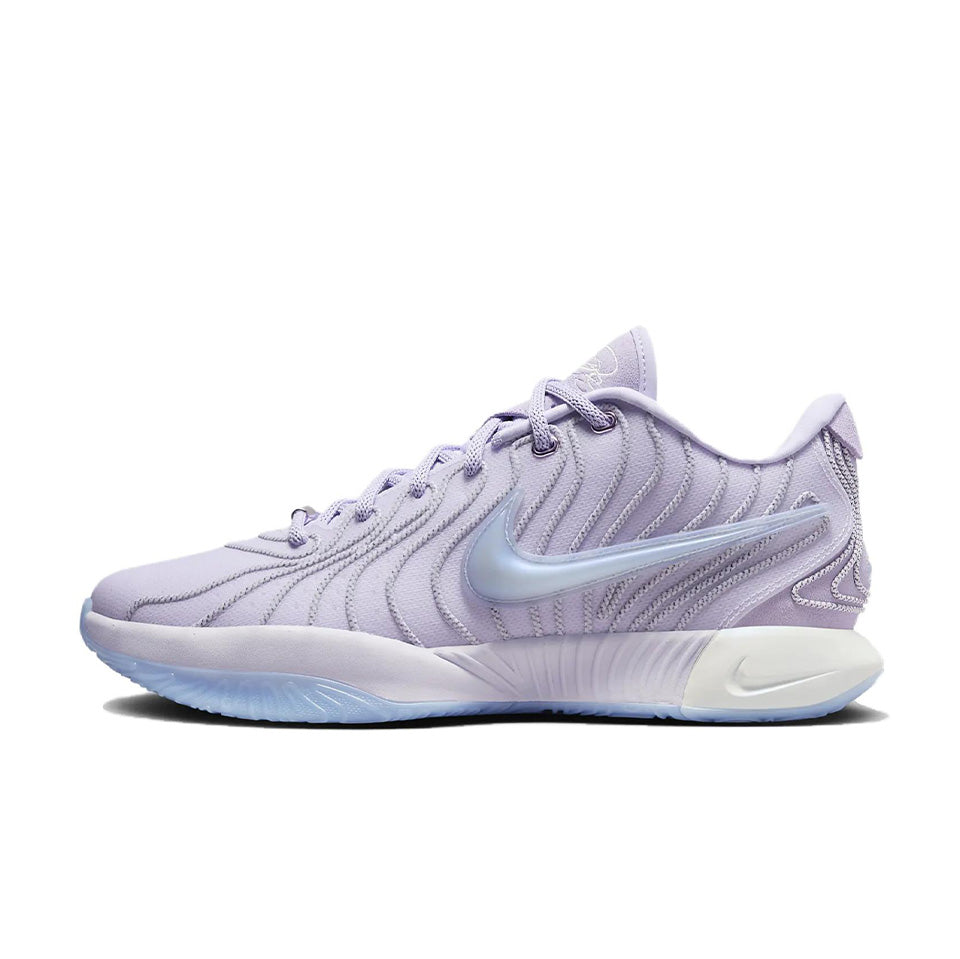 Nike LeBron 21 'Easter'
