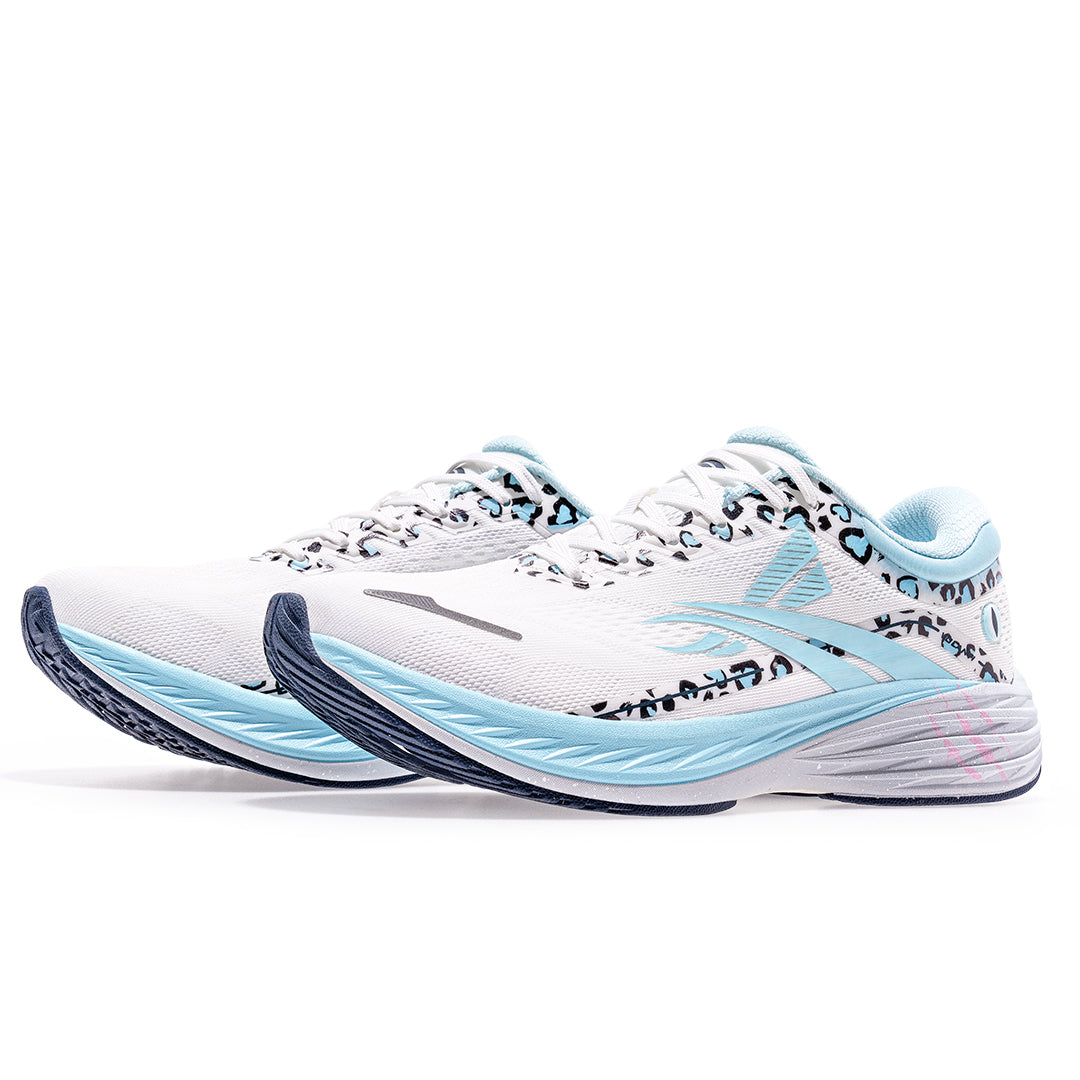 Volanti Panda 'Blue Pink Mismatch' | Running Shoes