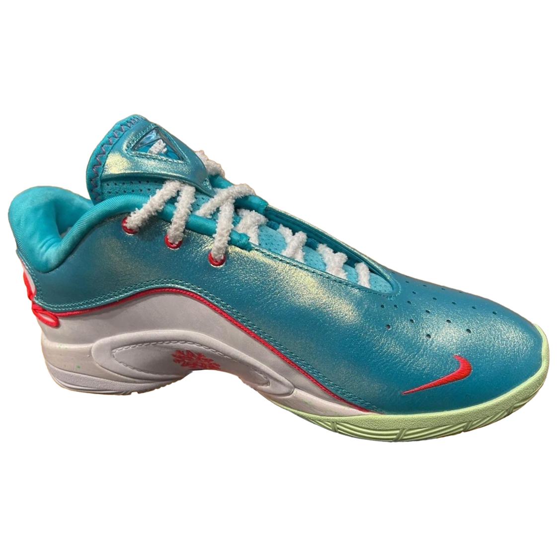 Nike LeBron 22 'Christmas'