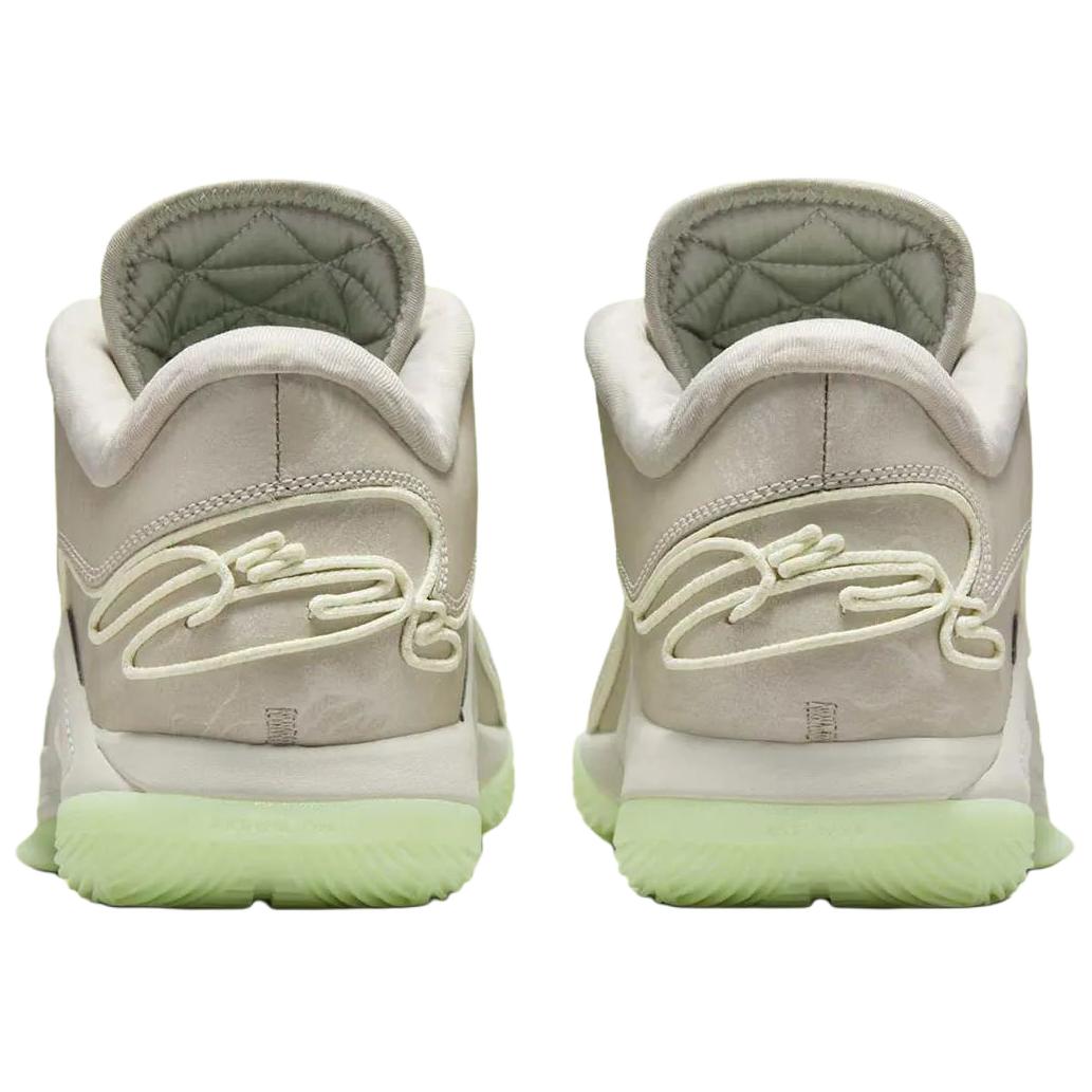 Nike LeBron 22 'Dunkman'