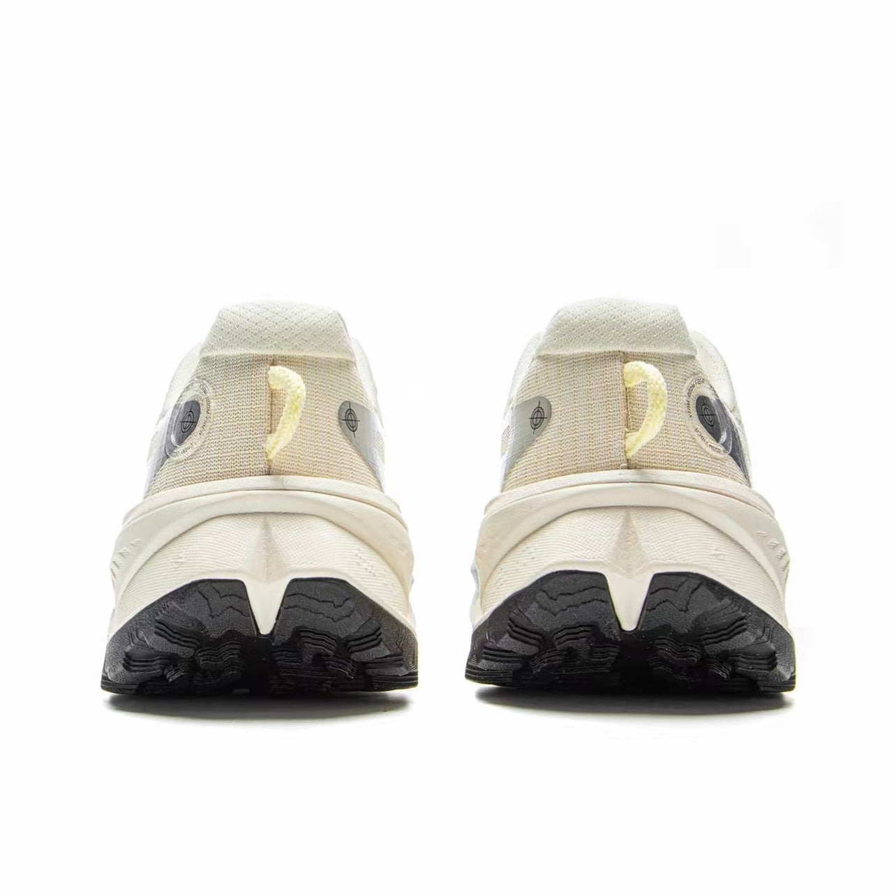 LiNing DiLu 2 ‘Beige Silver’「Women」