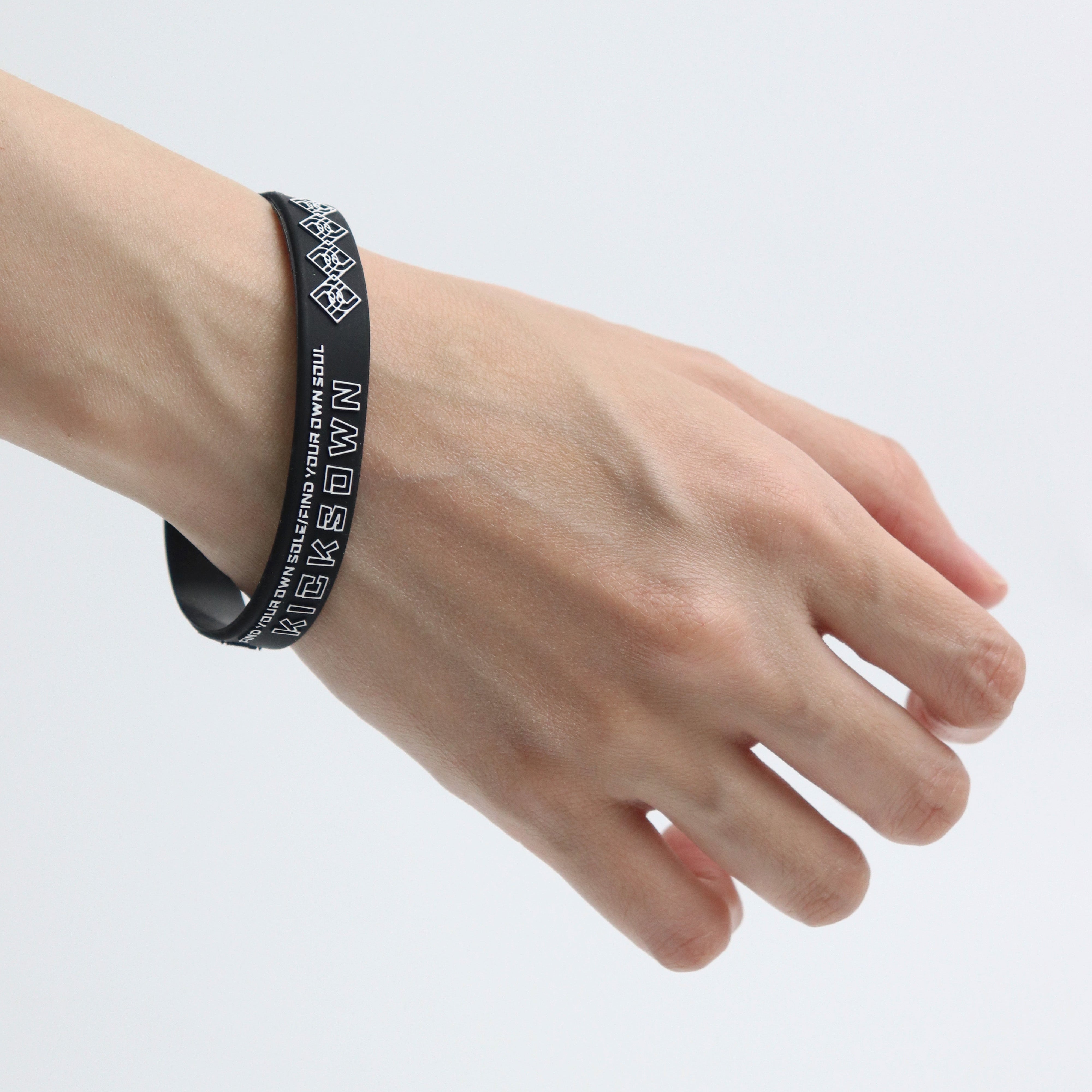 [KICKSOWN] Sports bracelets