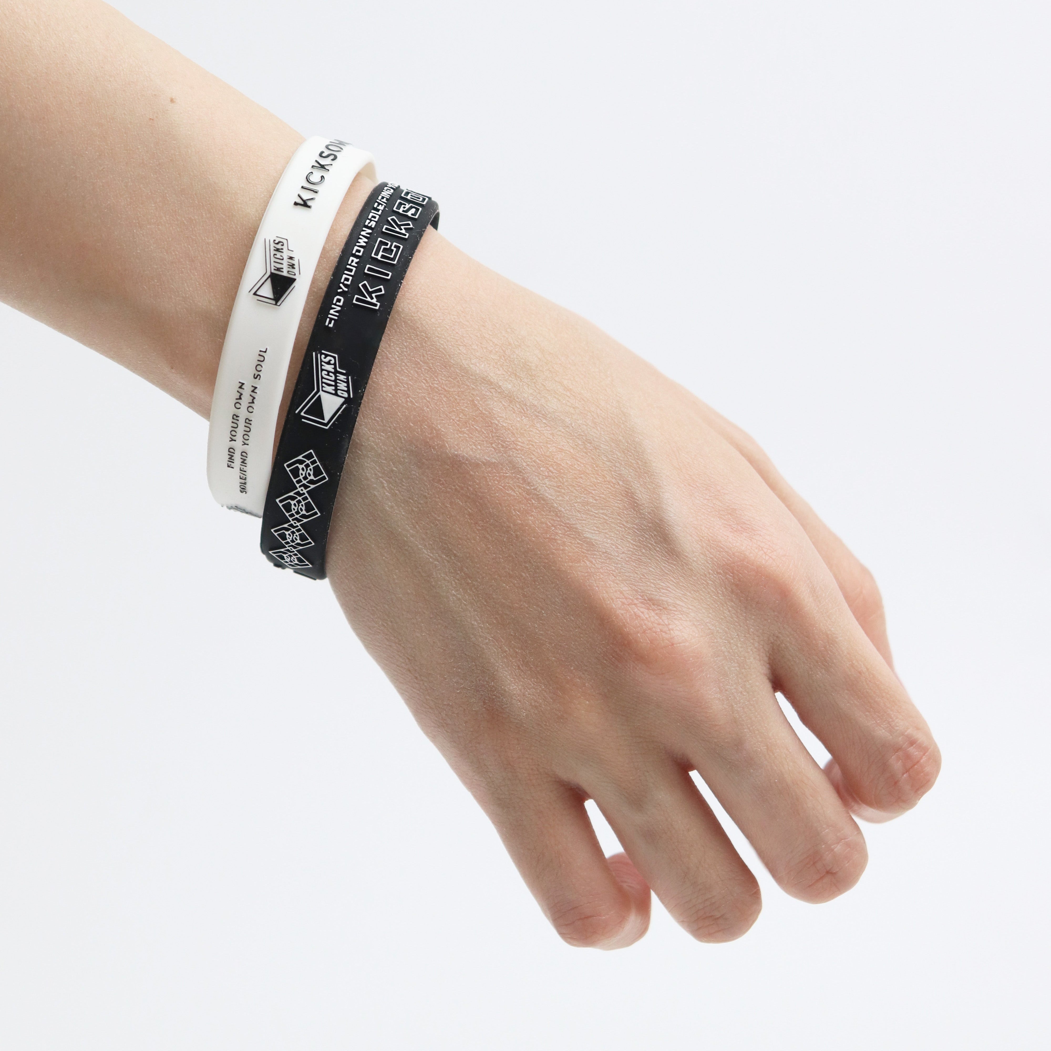 [KICKSOWN] Sports bracelets