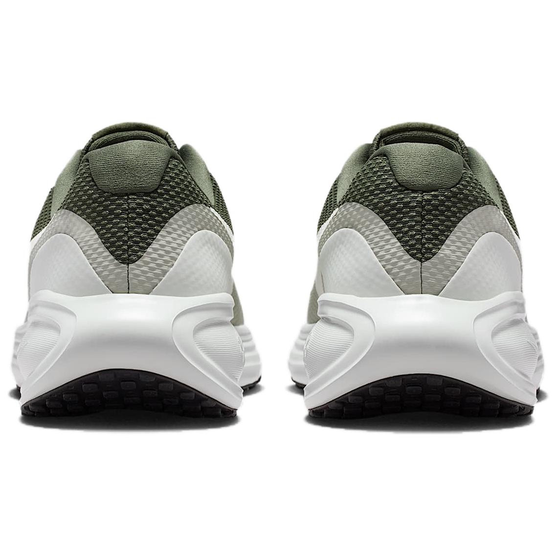 Nike REVOLUTION 8 'Spruce Green' | Running Shoes