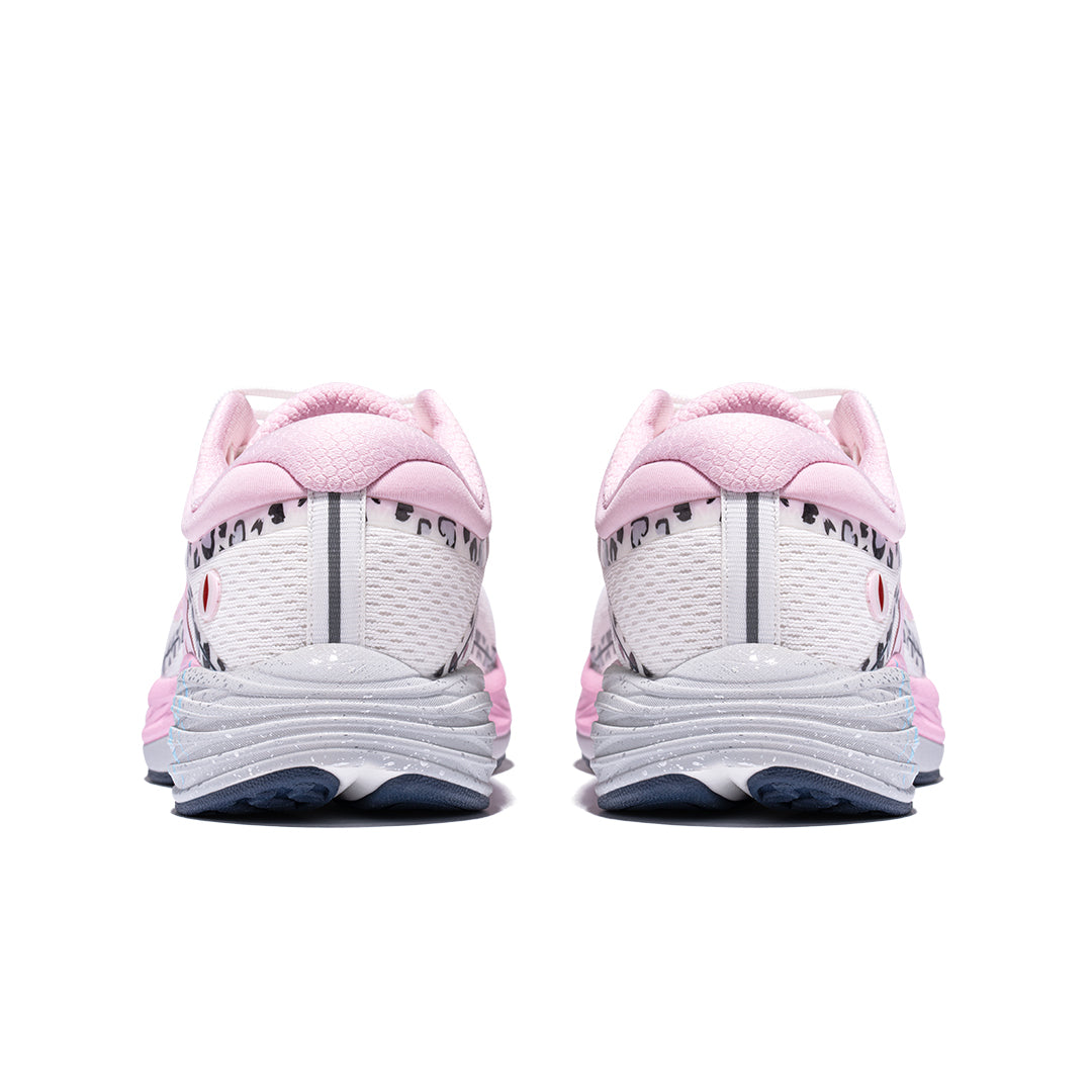 Volanti Panda 'Blue Pink Mismatch' | Running Shoes