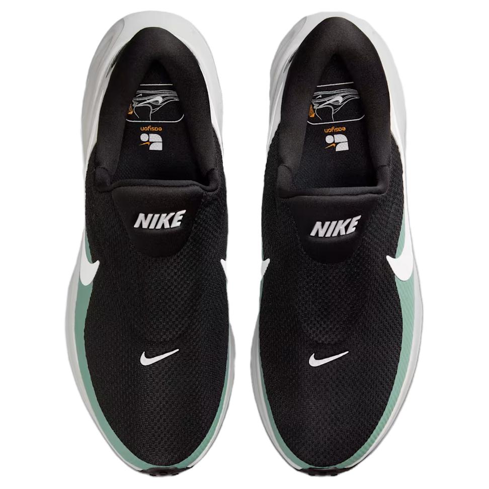 Nike REVOLUTION 8 'Black Green' | Running Shoes